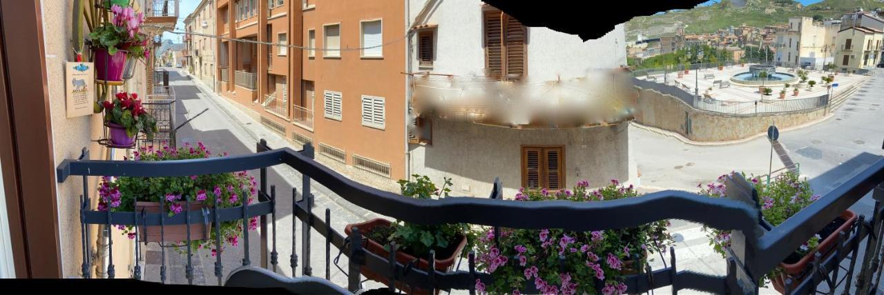 Fontana Di Li Rosi Apartment Campofranco Exterior foto
